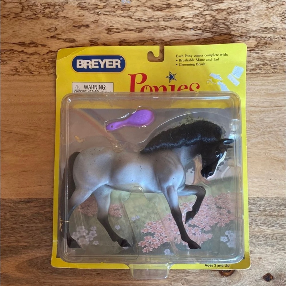 Breyer Blueberry 7026 New Pony